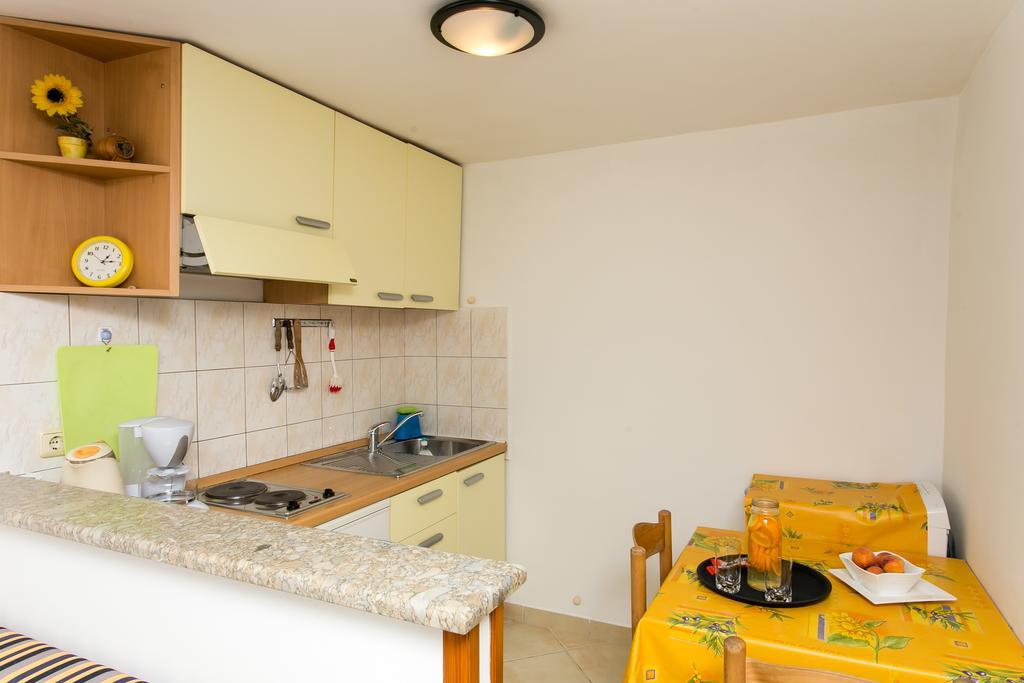 Hrvoje Place Apartments Дубровник Экстерьер фото