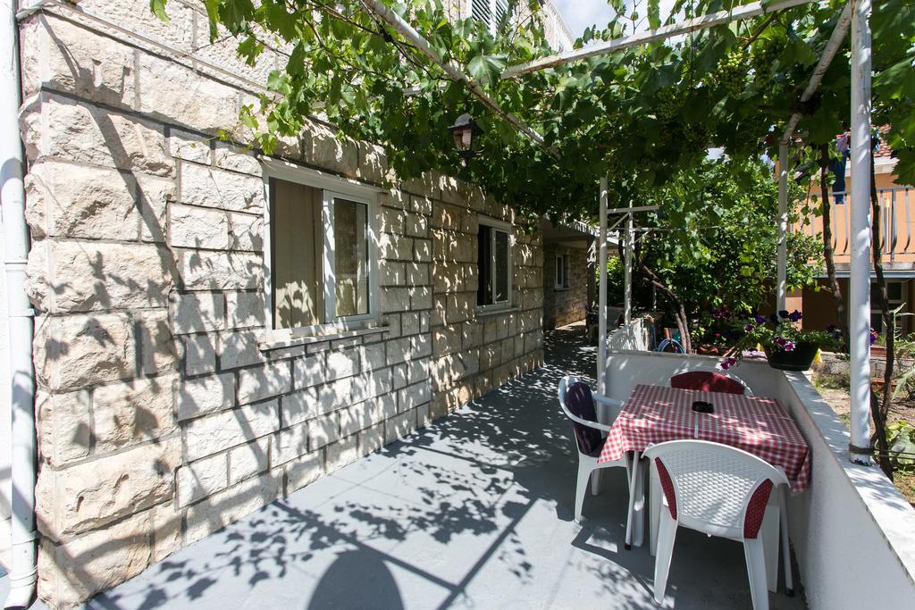 Hrvoje Place Apartments Дубровник Экстерьер фото